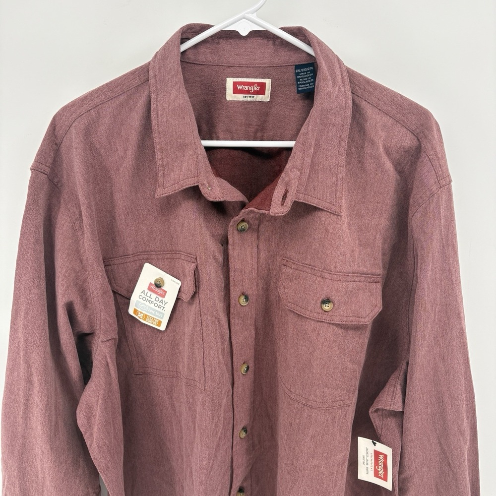 Wrangler Epic Soft Shirt Men 2XL Burgundy Button Up Utility Pocket Work Wear NWT - Picture 2 of 9